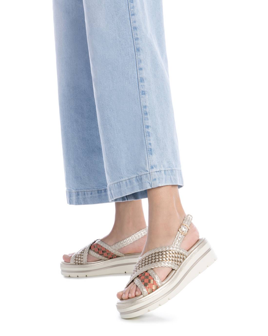 Carmela 16225601 sandales dorées cuir tressé