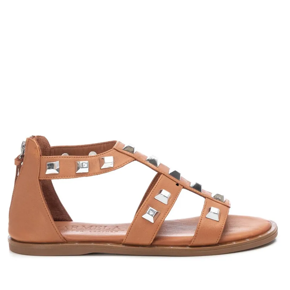 Carmela 16055402 sandale cuir marron cloutée