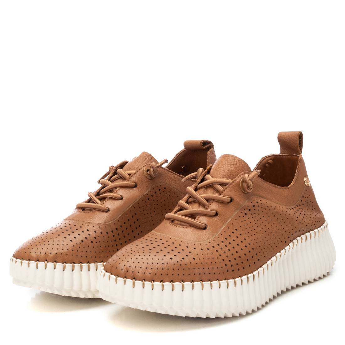 Carmela 16236901 baskets cuir camel lacets femme plates