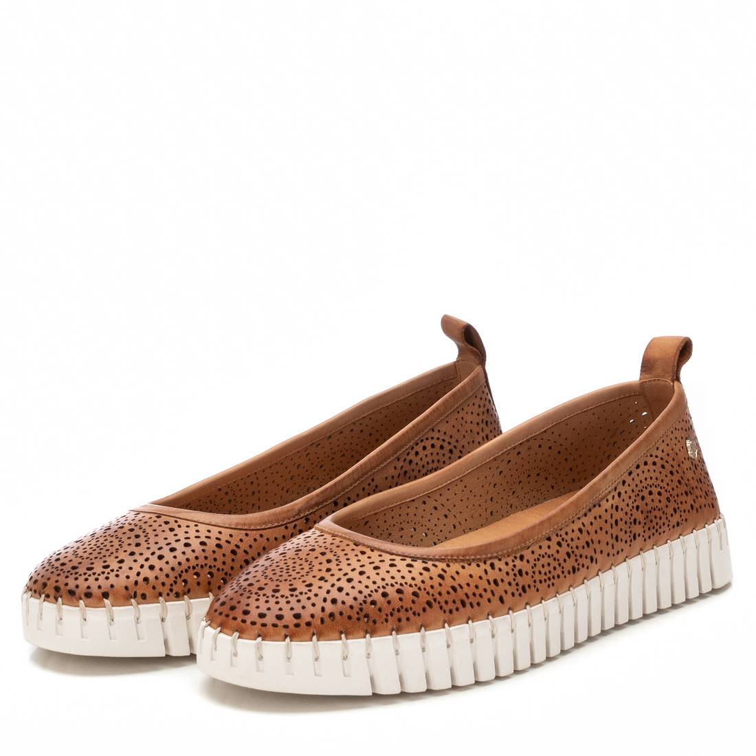 Carmela 16230203 ballerine cuir camel ajourée