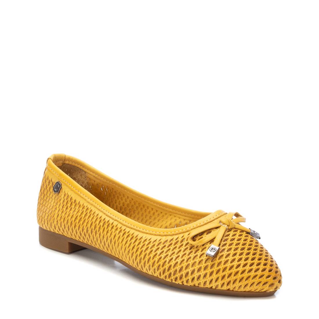 Carmela 16076105 ballerines cuir jaune ajourées
