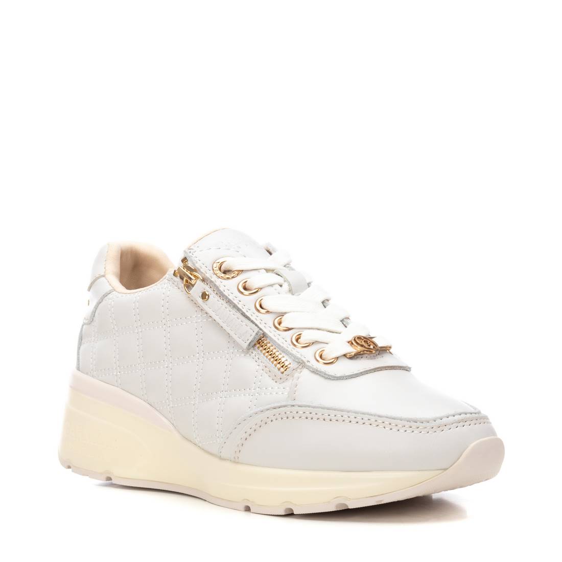 Carmela 16195405 basket femme blanc cuir talon compensé