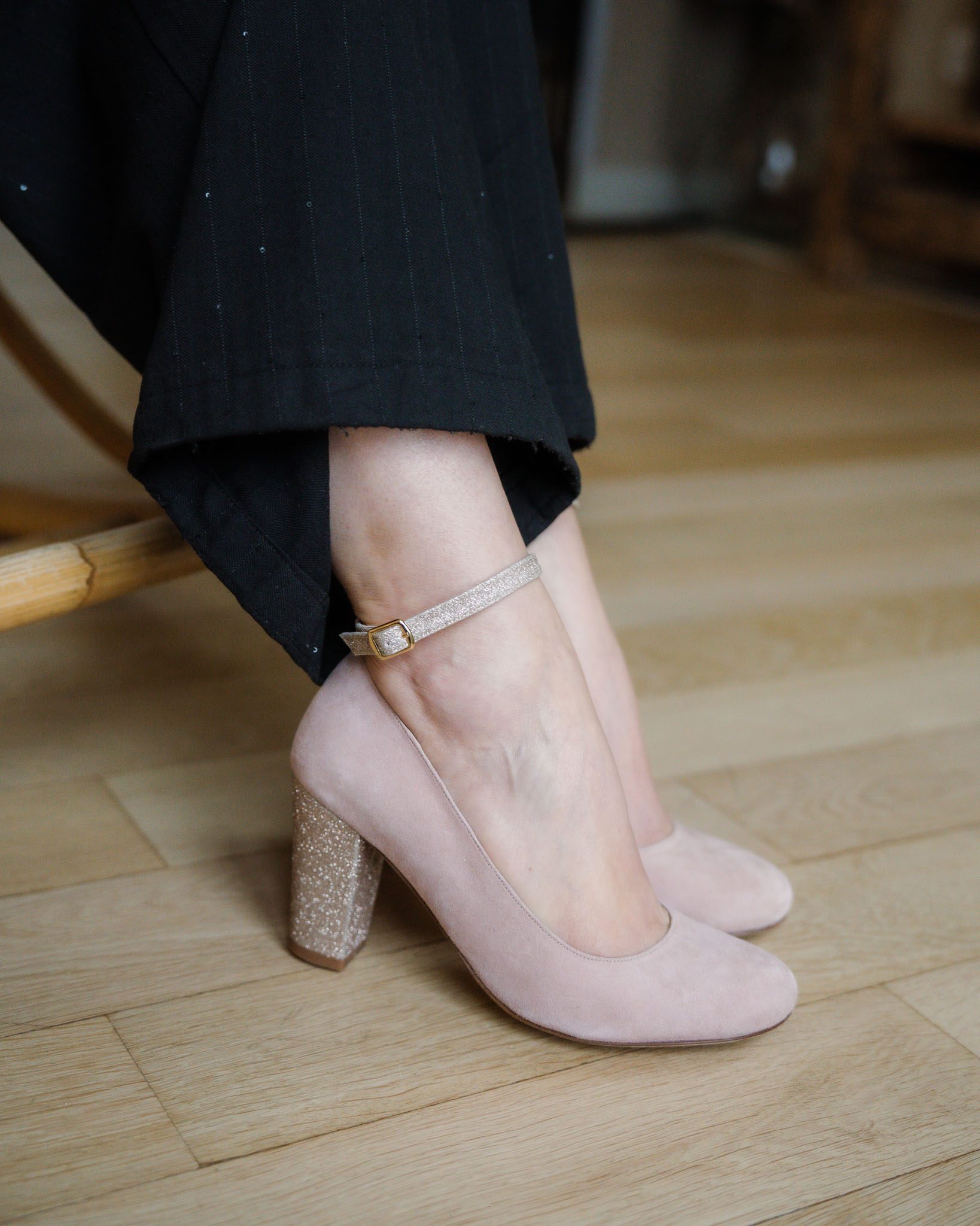 Dessine Moi Un Soulier escarpins velours vieux rose paillettes or