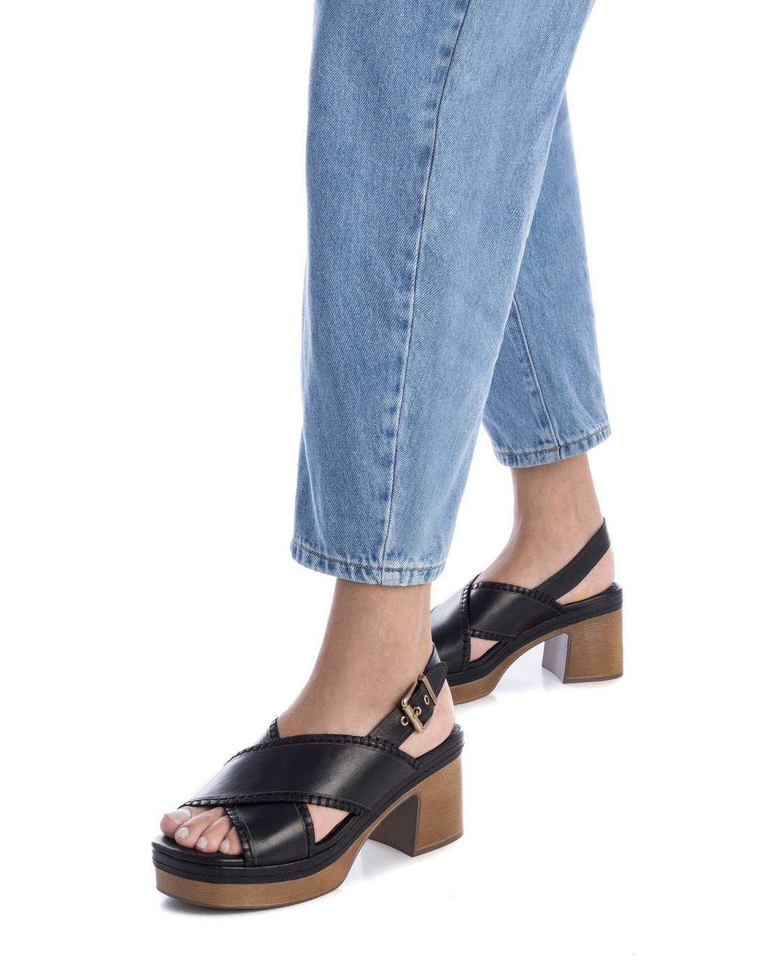 Carmela 16220902 sandales noir cuir talon compensé
