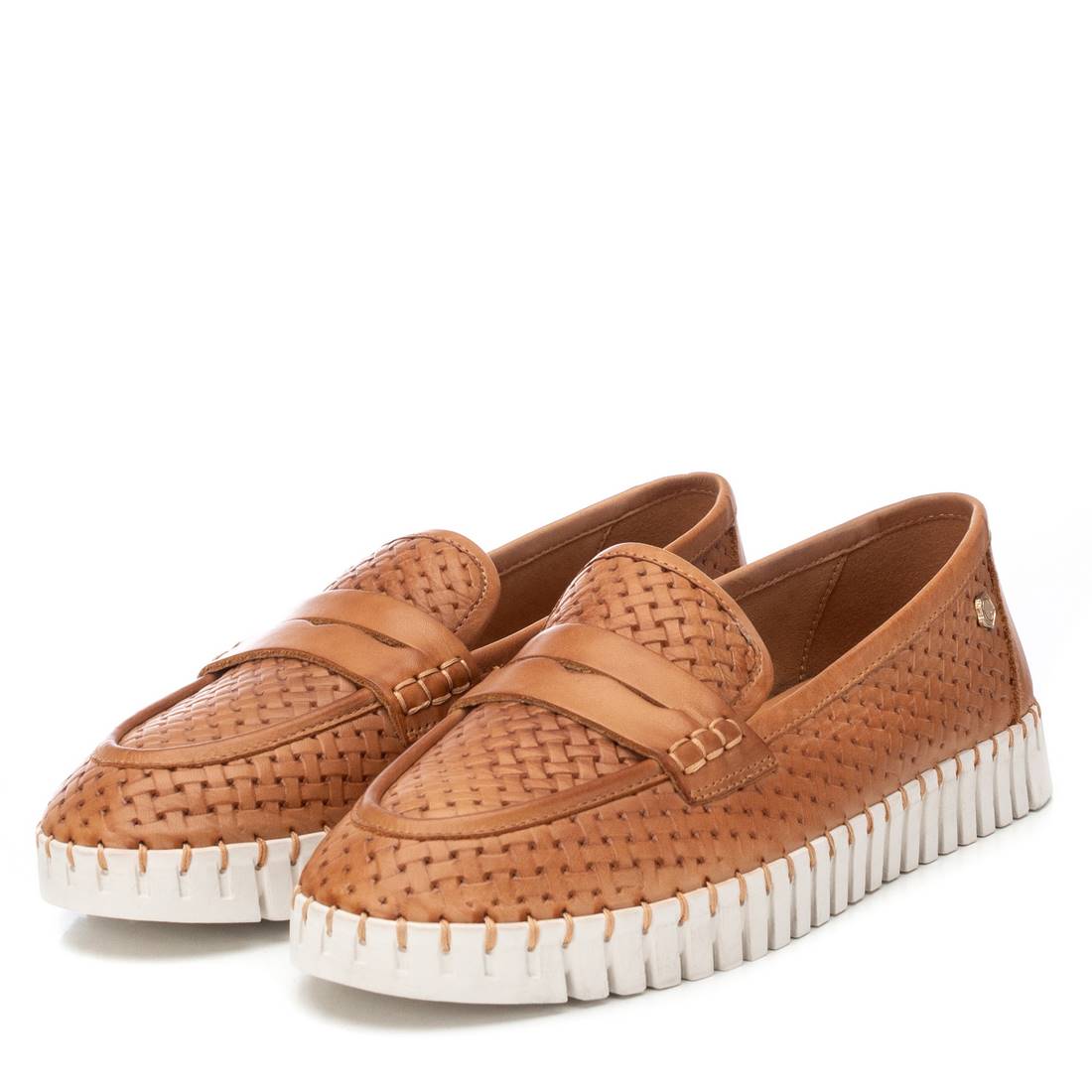 Carmela 16230303 mocassins cuir camel ajouré plat