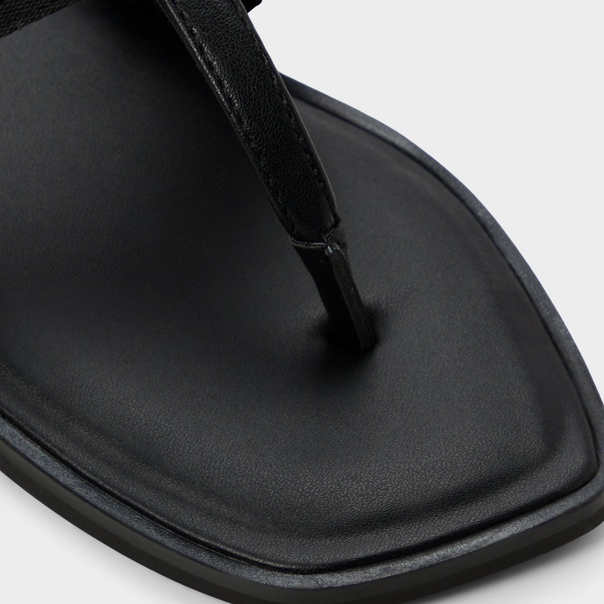 ALDO Coralynna sandales plates cuir boucle