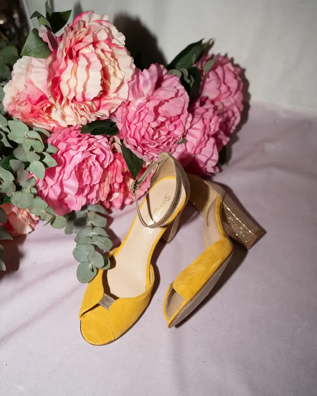 Dessine Moi Un Soulier Charlotte high velours jaune paillette