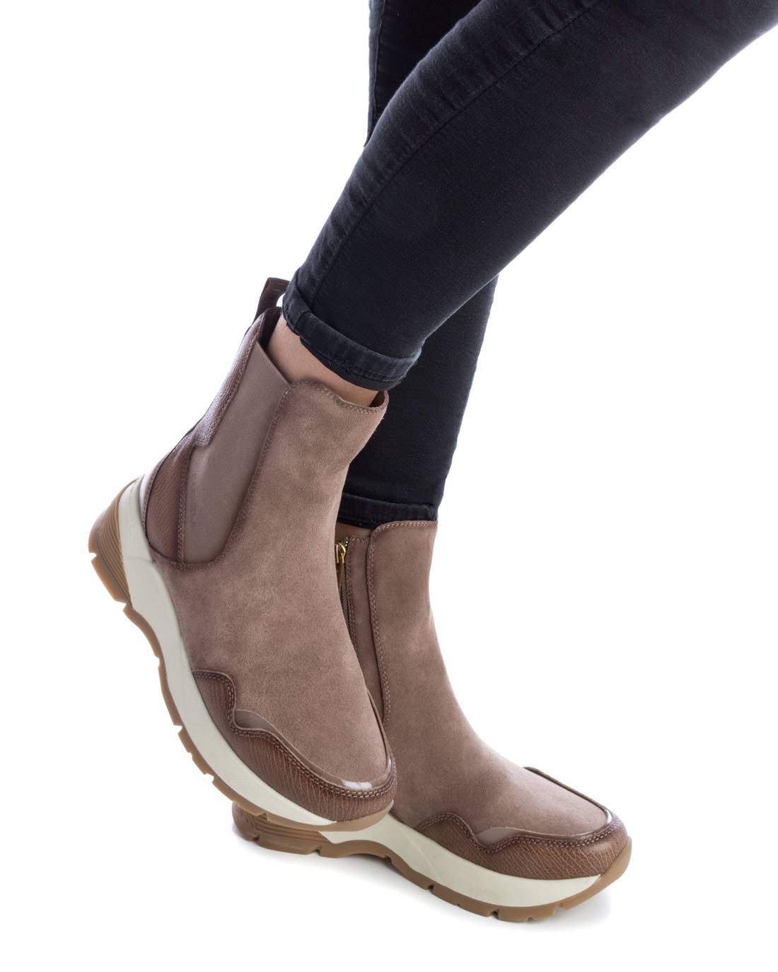 Carmela 16117003 basket montante femme daim marron zip