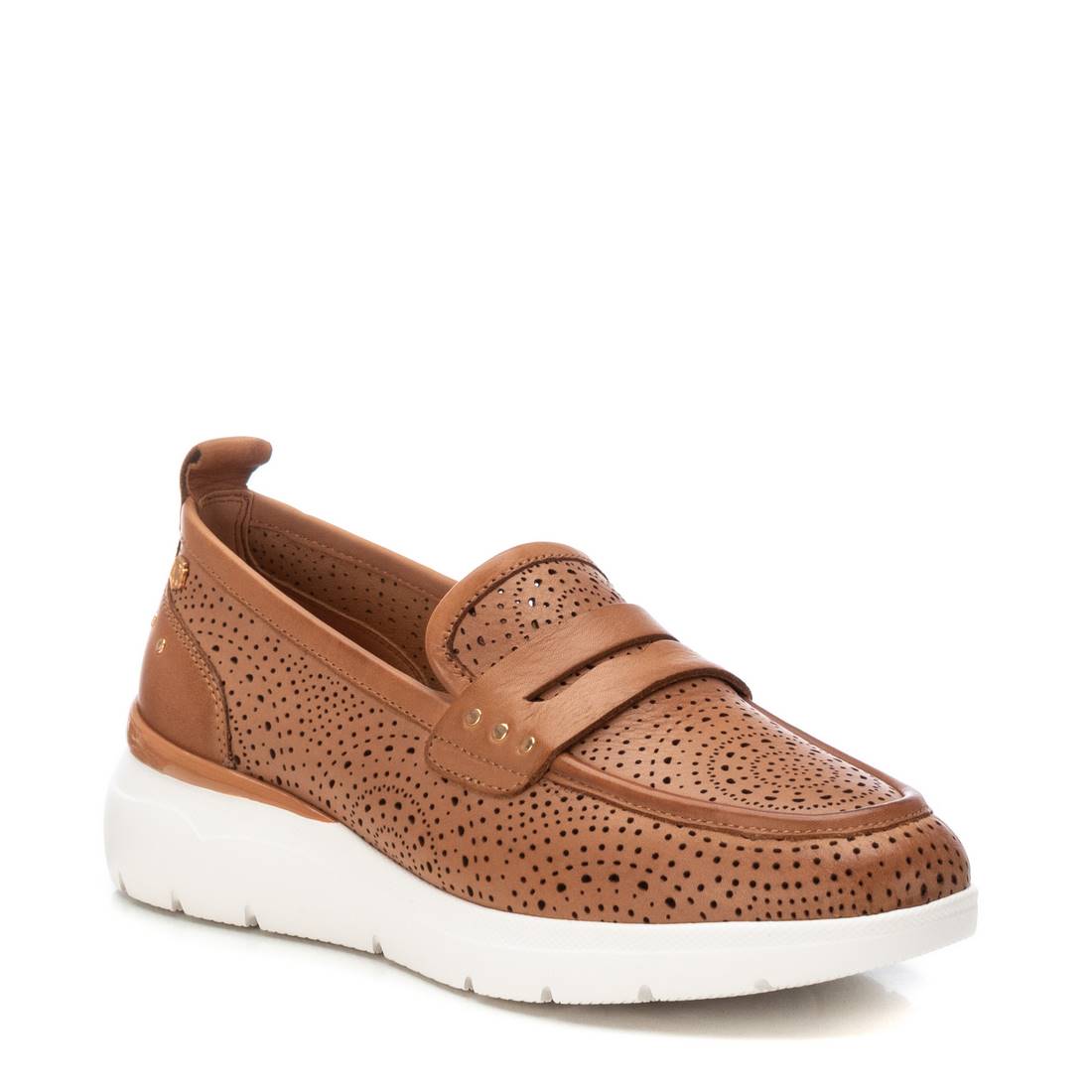 Carmela 16227501 mocassin camel cuir perfore
