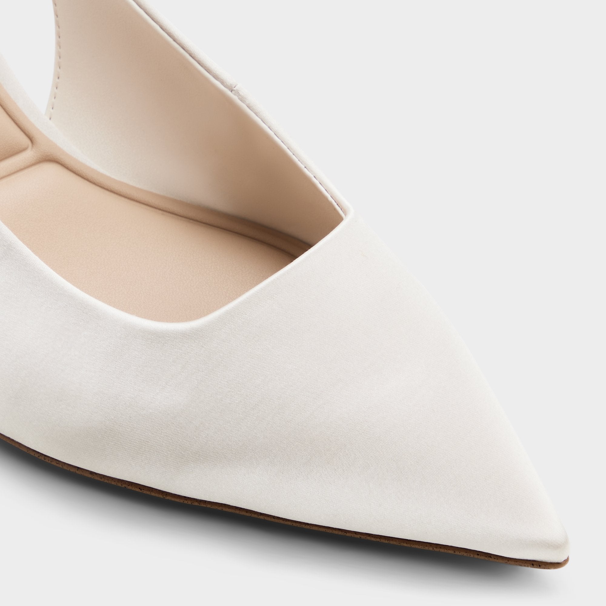 ALDO Kiarrah escarpins satin blanc petit talon