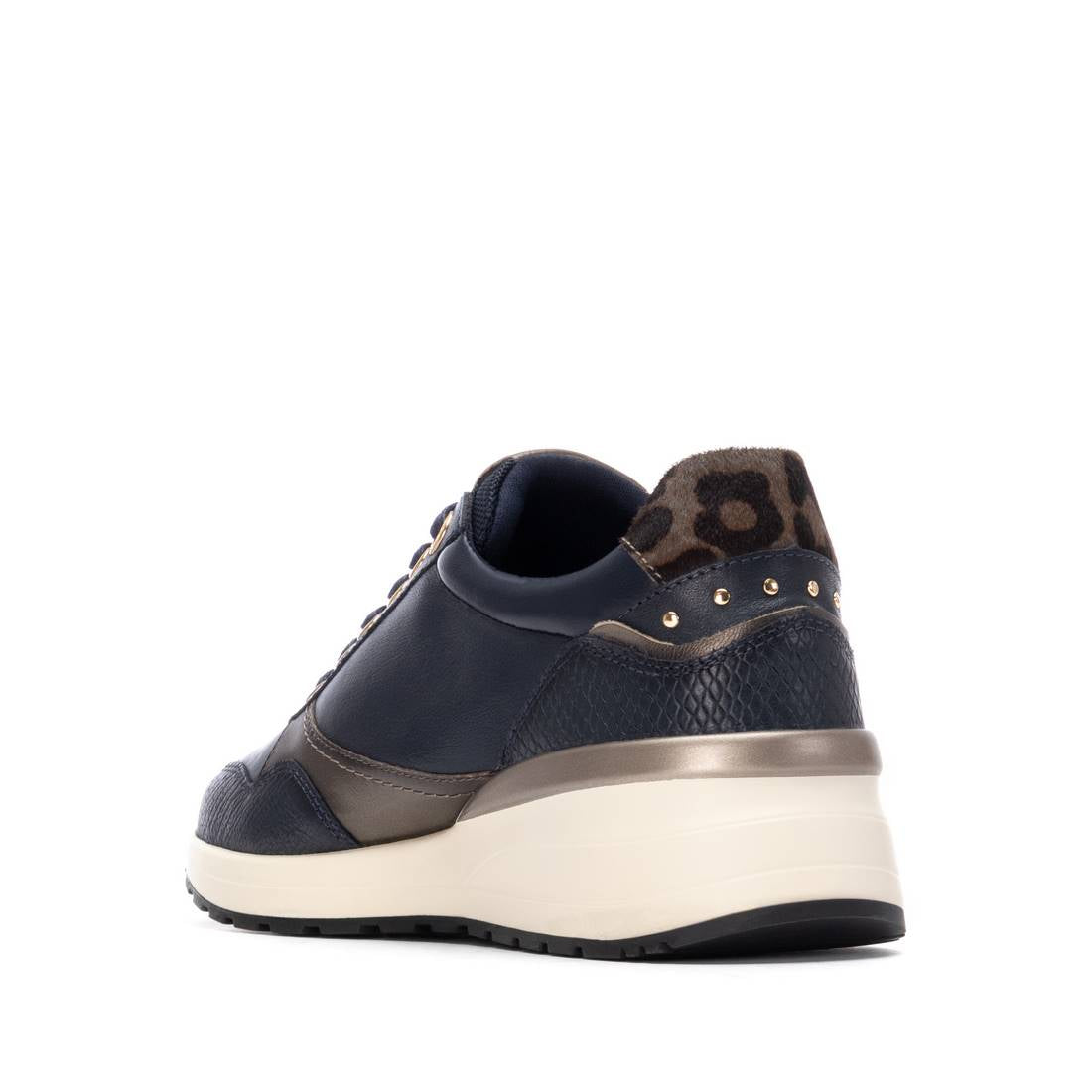 Carmela 16244207 basket femme cuir bleu marine plat