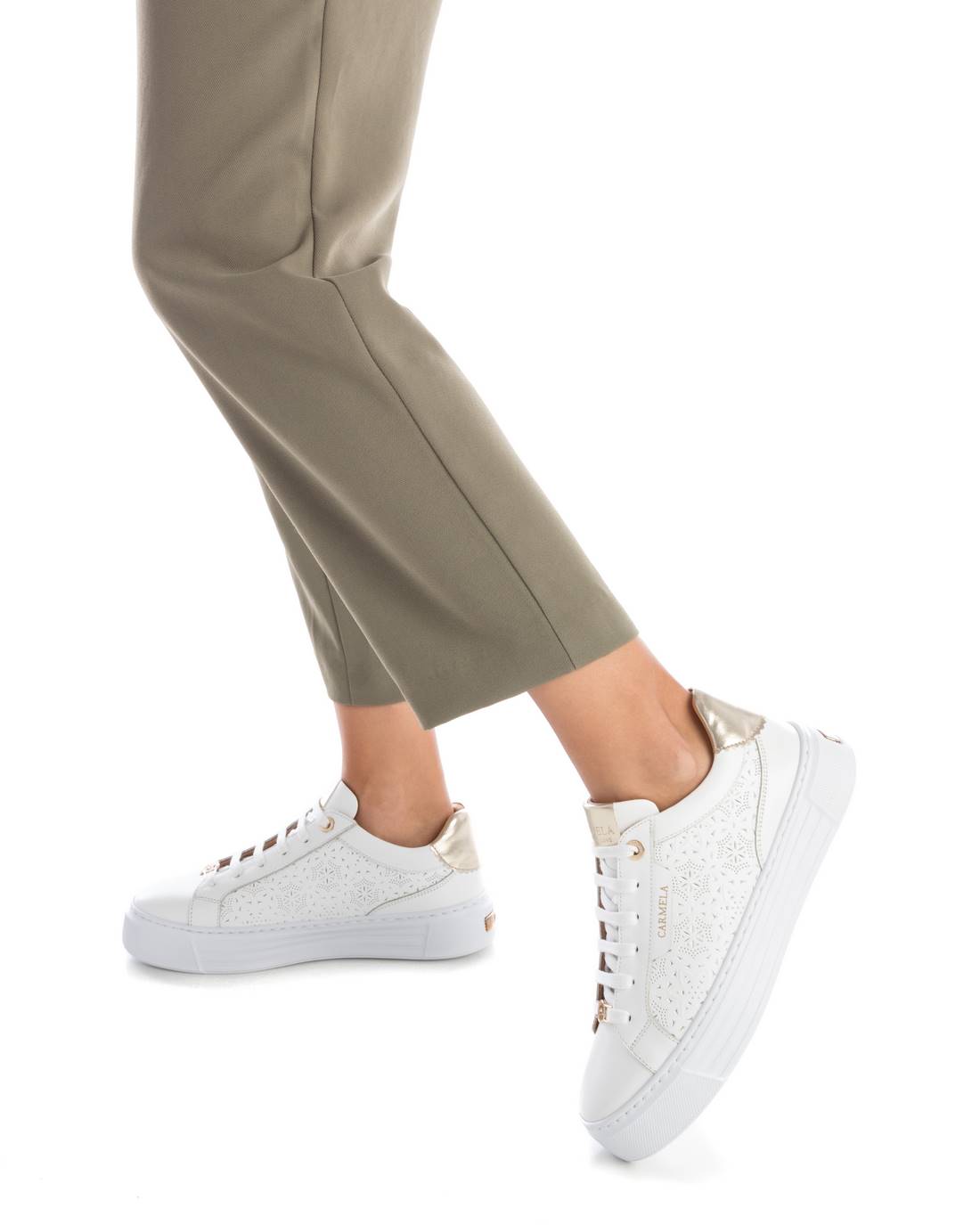 Carmela 16131705 sneakers cuir doré ajourées