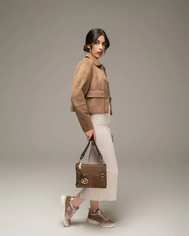 Carmela 18617401 sac cuir camel bandoulière