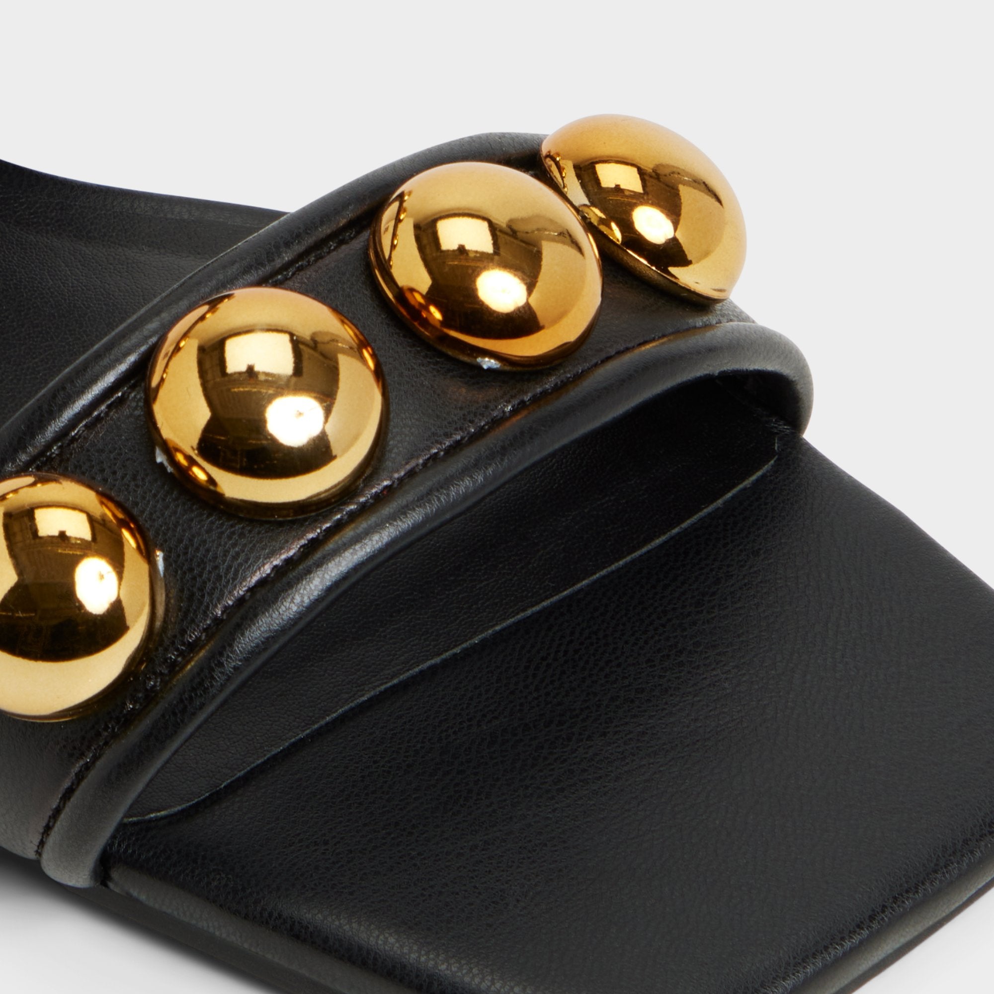 Aldo Katalena mules plates clous dorés
