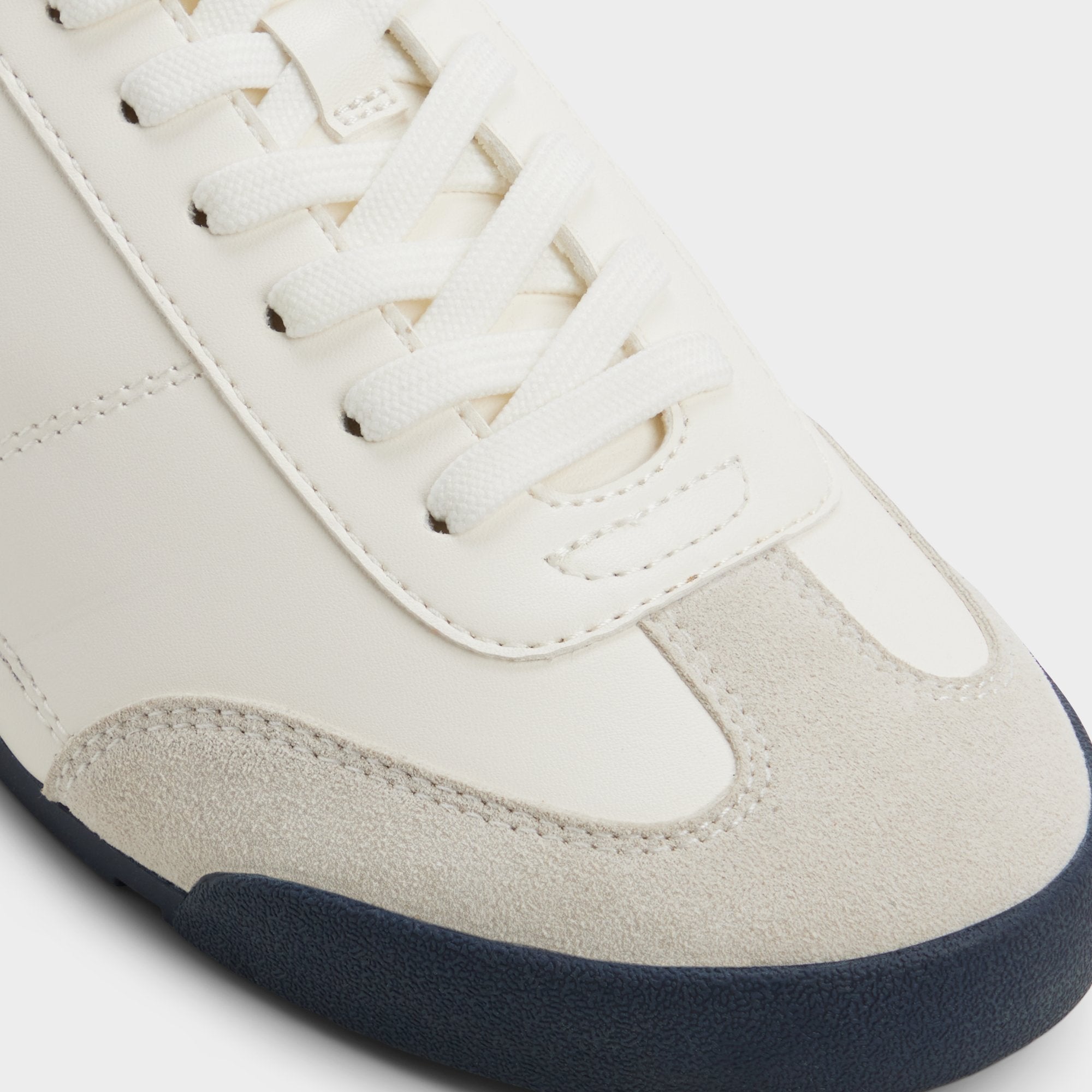 Aldo Kickoff baskets basses beige