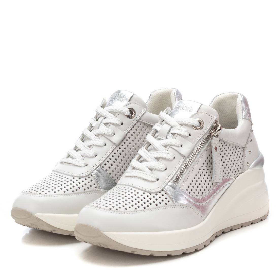 Carmela 16226601 basket compensée femme blanc cuir 7cm
