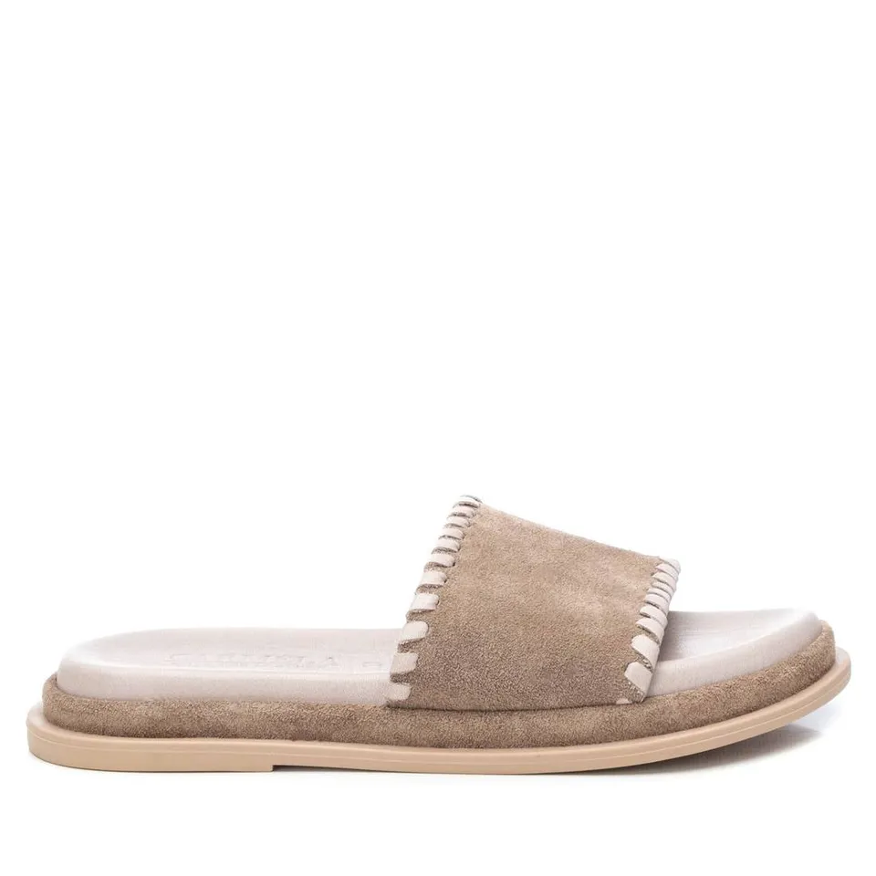 Carmela 16077805 sandale plate marron cuir