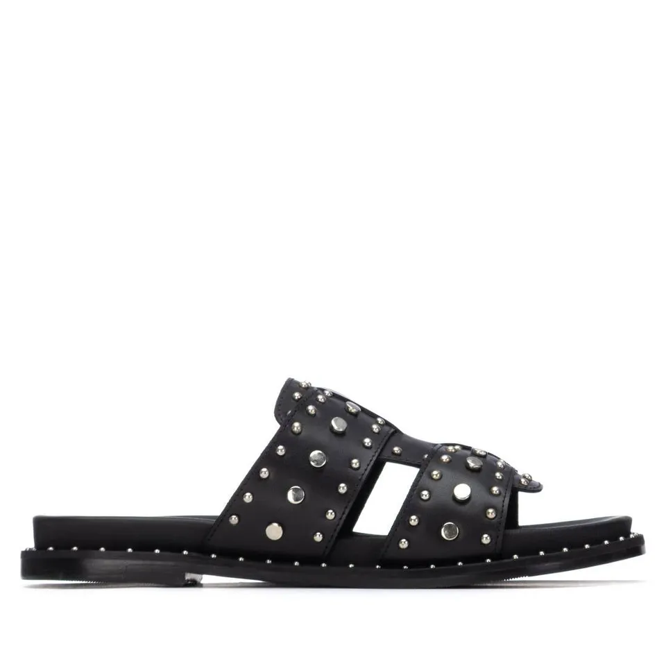 Carmela 16320201 sandale femme noir cuir cloutée plate