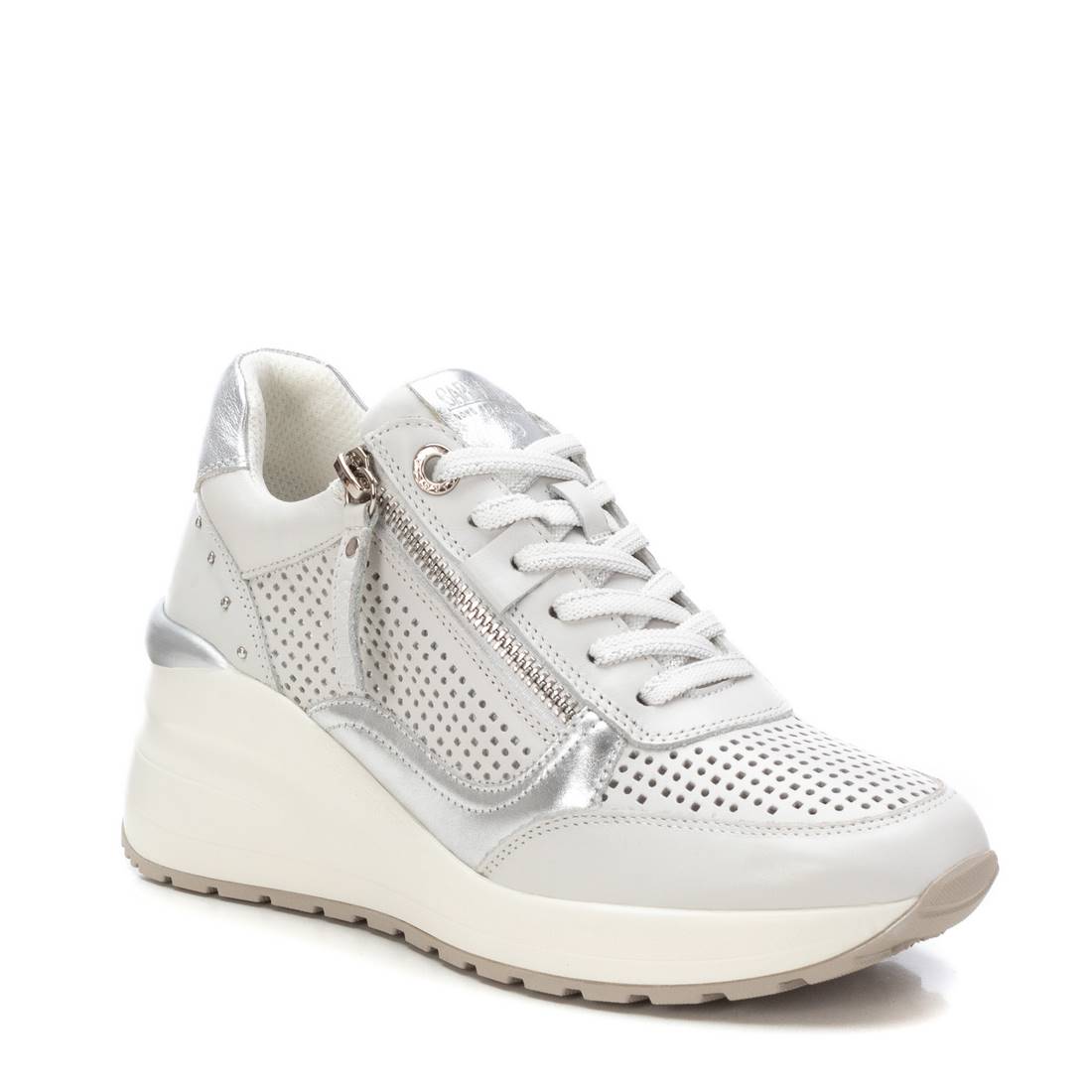 Carmela 16226601 basket compensée femme blanc cuir 7cm