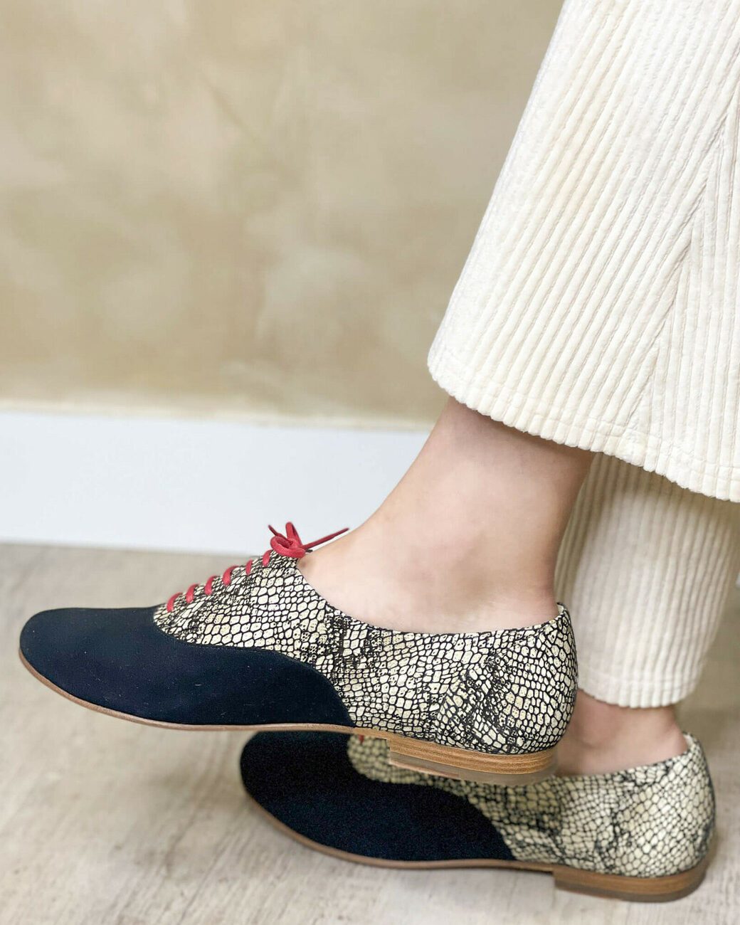 Dessine Moi Un Soulier richelieu noir python plat