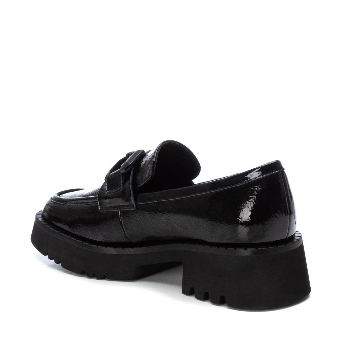 Carmela 16112401 mocassin femme noir cuir verni plat