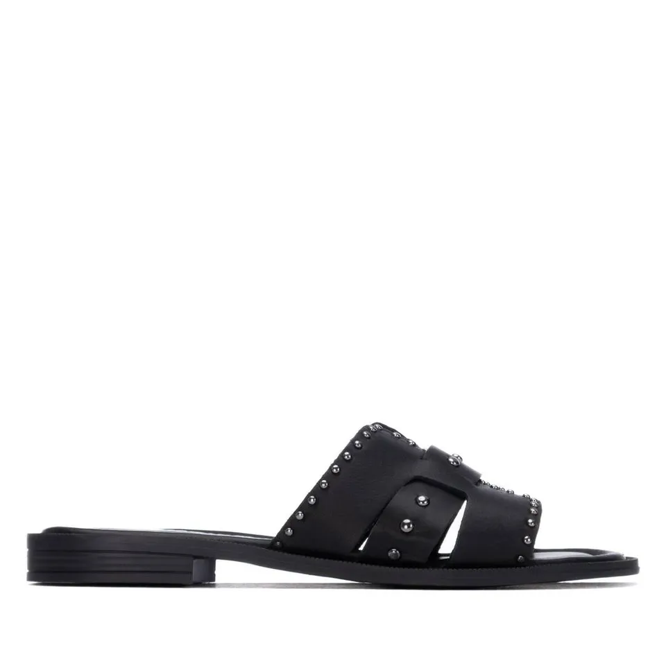 Carmela 16306001 sandales femme noir cuir clous