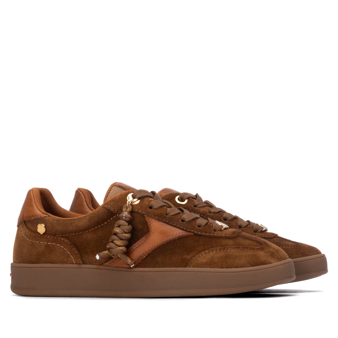 Carmela 16437201 basket cuir camel lacets
