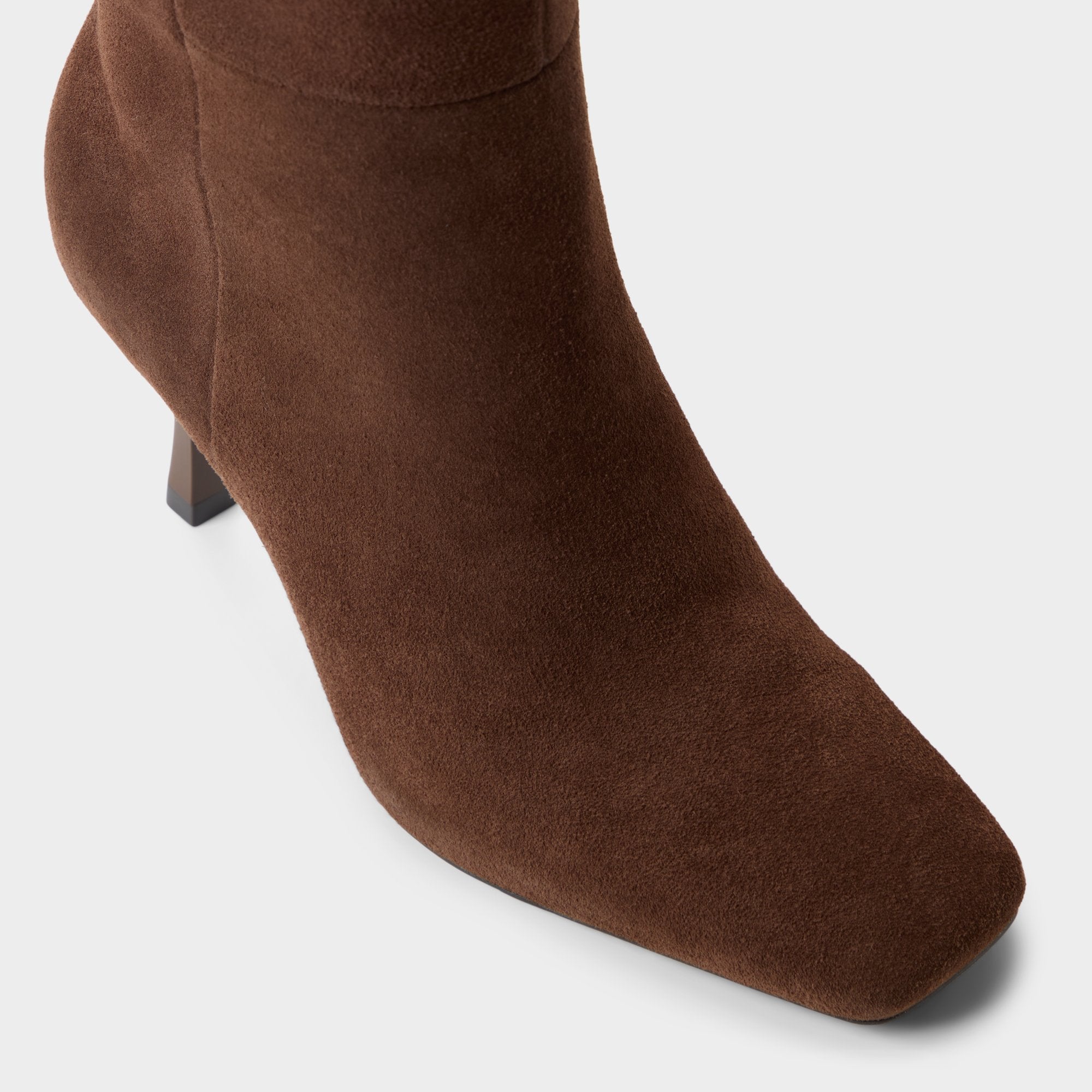 ALDO Purdie-wc bottes genou daim marron mollet large