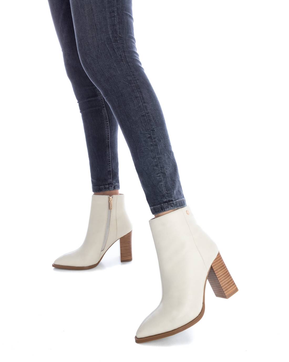 Carmela 16124003 bottine femme blanche talon 8 cm
