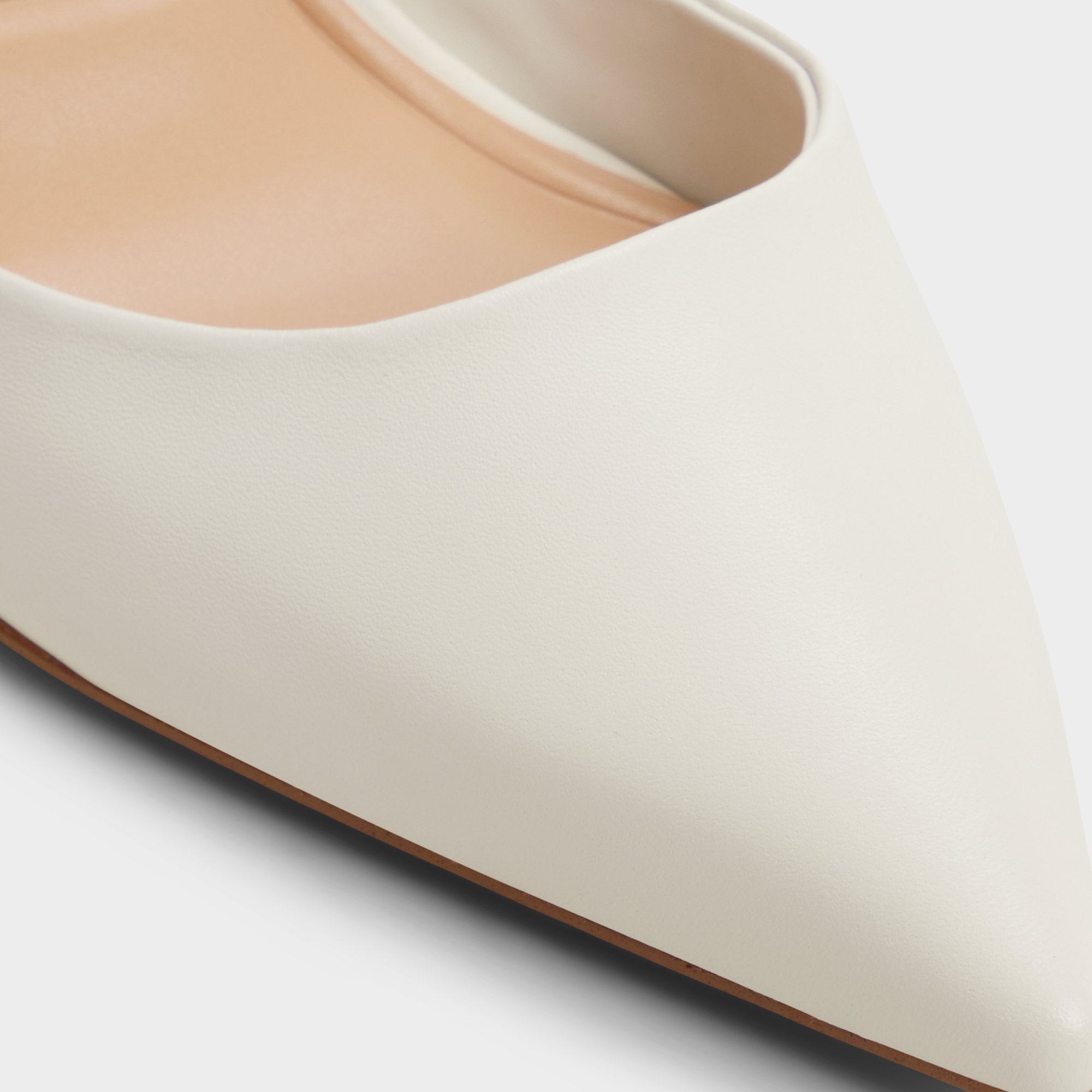 ALDO Brusanti escarpins blancs talon