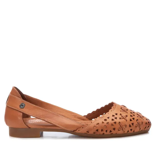 Carmela 16067204 ballerines cuir marron ajouré plat