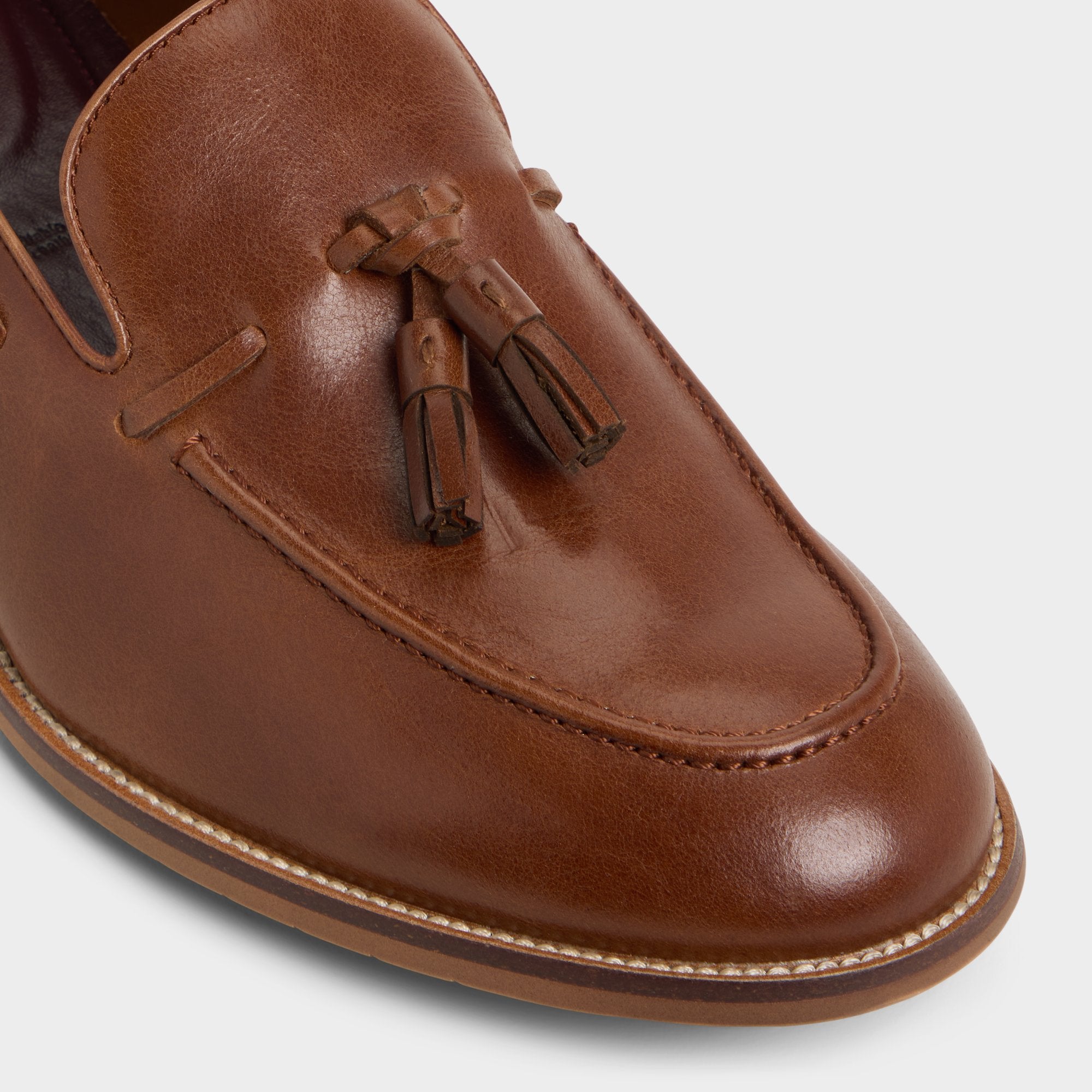 ALDO Nunez mocassins cognac à pompons