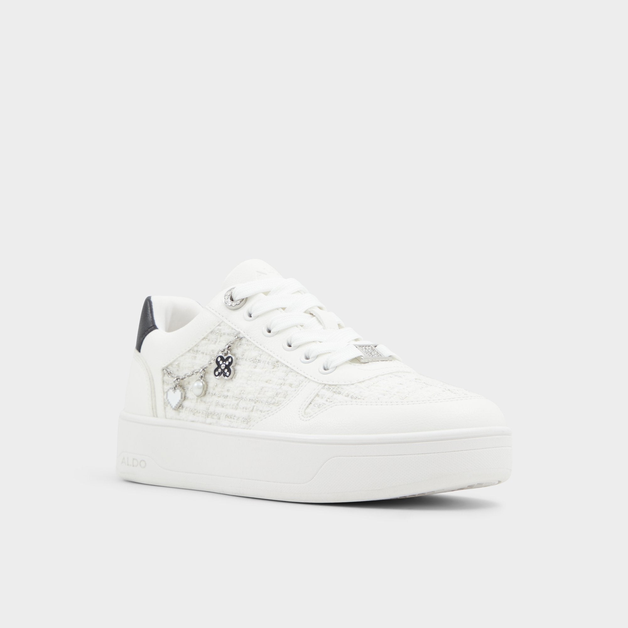 ALDO Marisette baskets blanches à charms