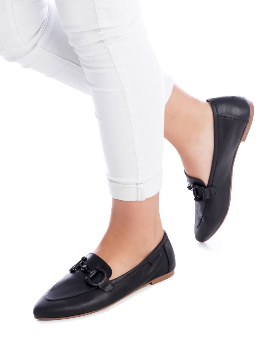Carmela 16047206 mocassin femme noir cuir plat