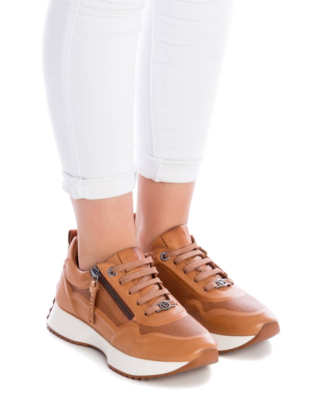 Carmela 16067003 basket femme marron cuir plat