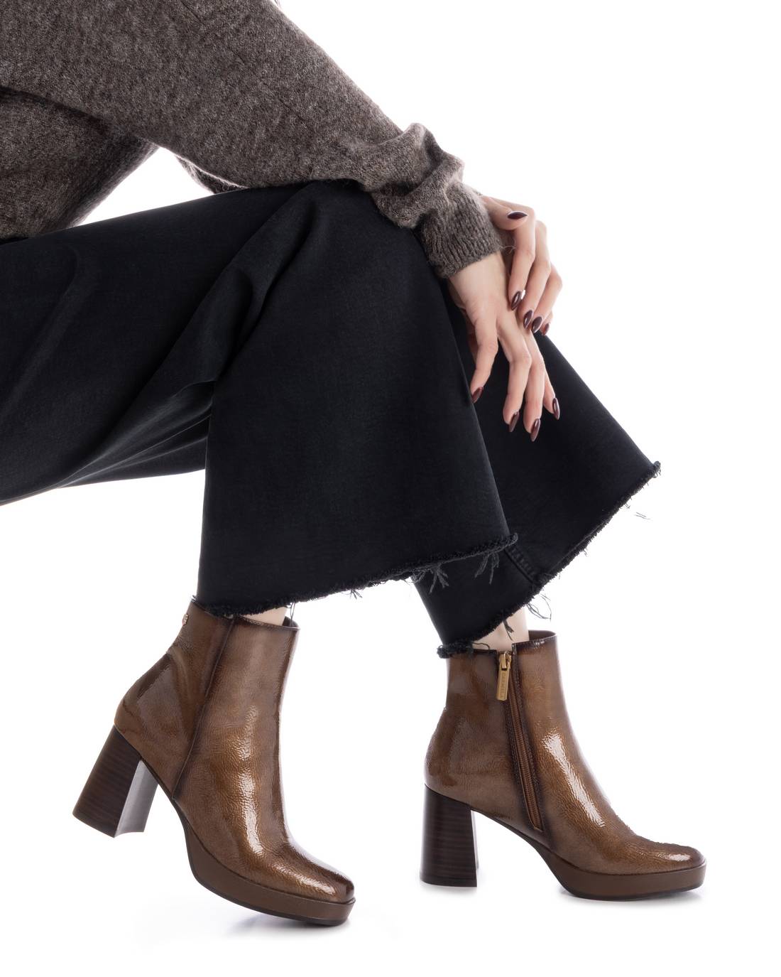 Carmela 16271901 bottine vernie taupe talon haut