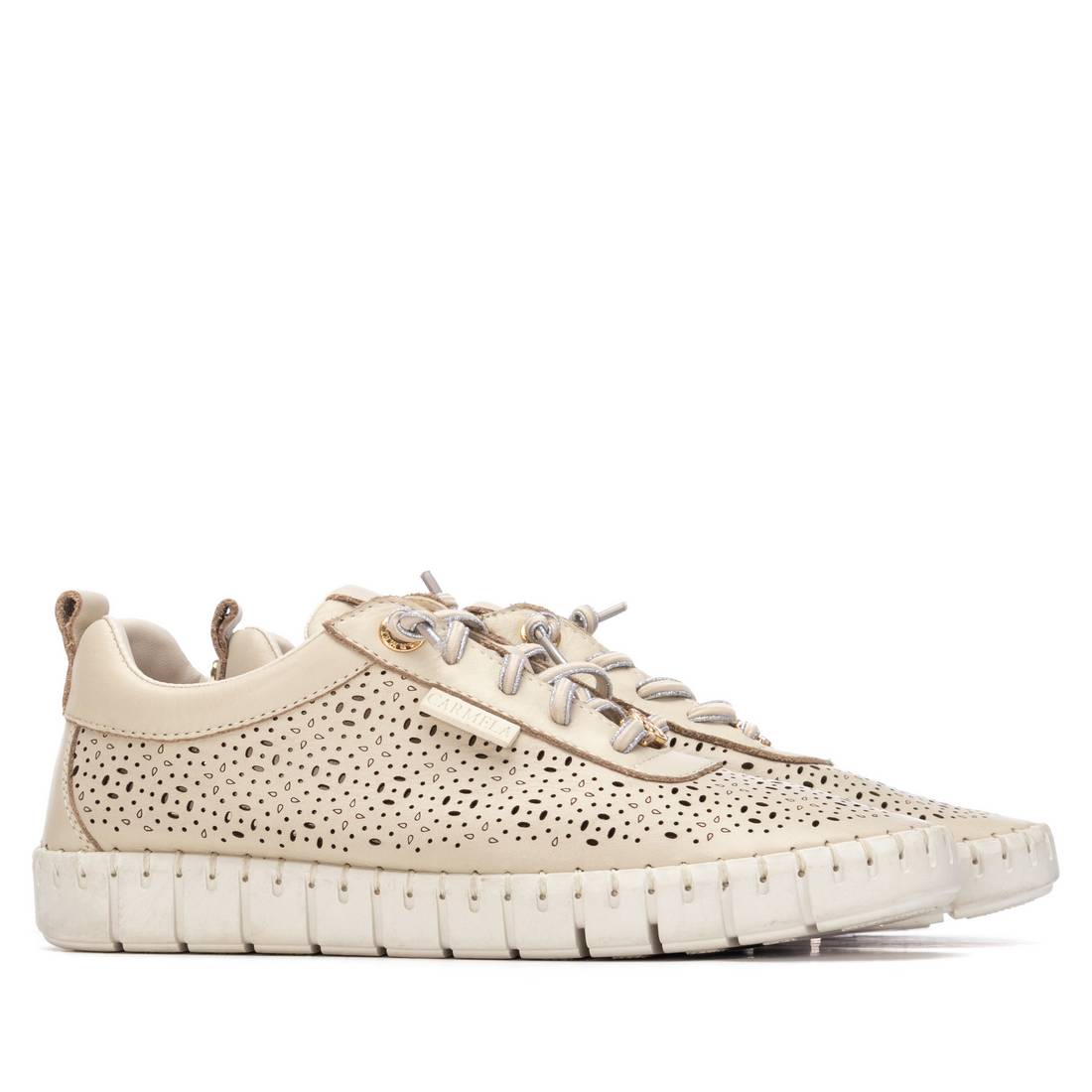 Carmela 16309901 basket beige cuir perforé