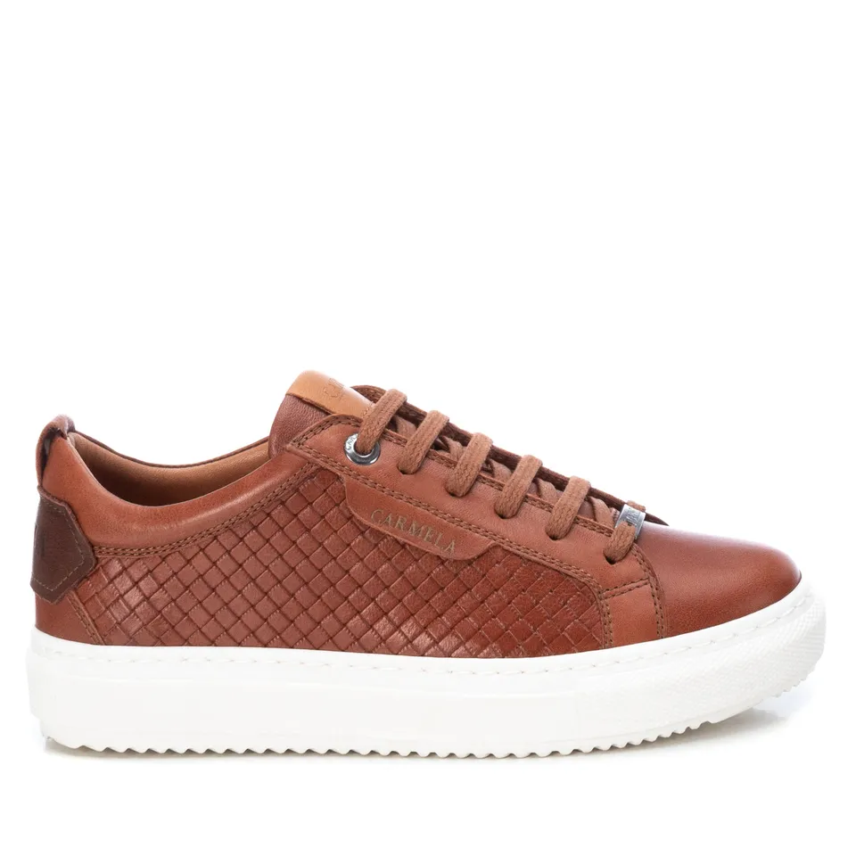 Carmela 16021404 basket marron cuir à lacets