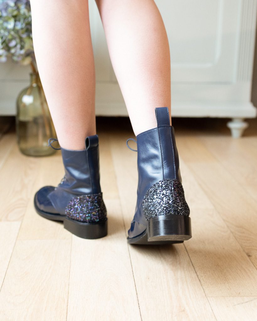 Dessine Moi Un Soulier Billie bottines plates cuir vernis marine
