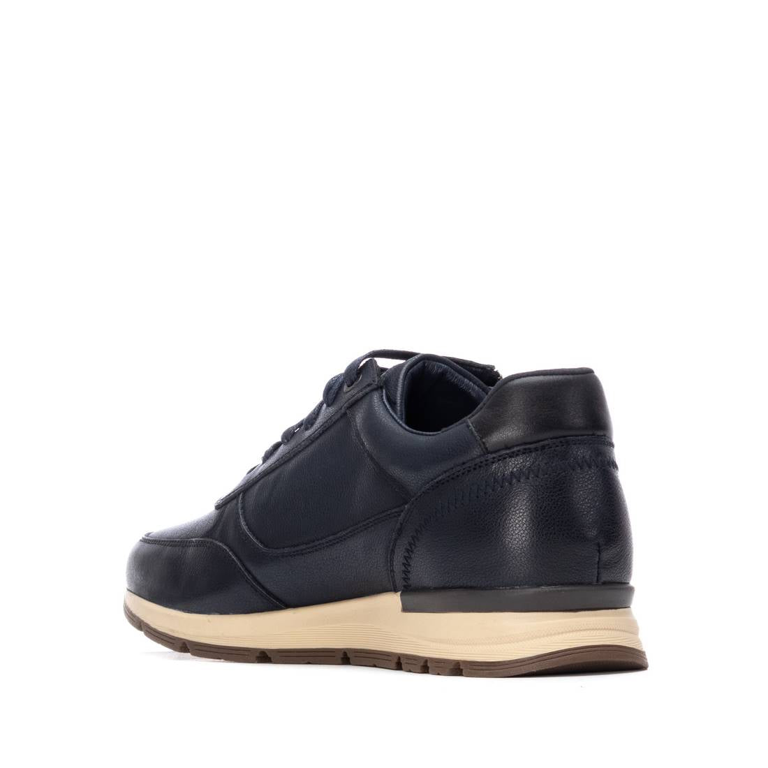 Carmela 16267703 baskets homme cuir bleu marine plates