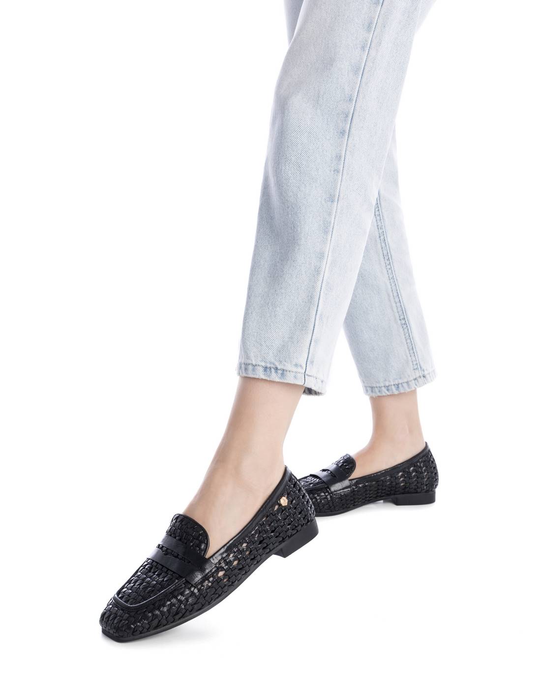 Carmela 16241001 mocassin cuir noir sans lacet