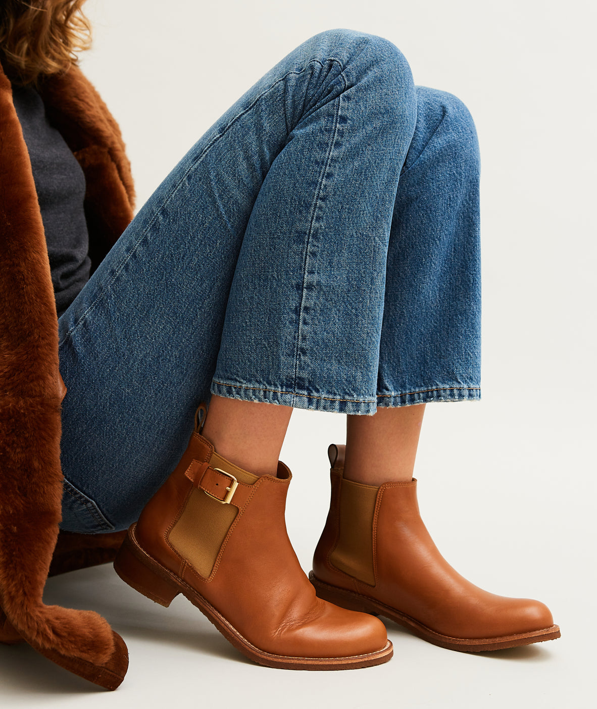 Tila March Elastique bottine cuir camel petit talon
