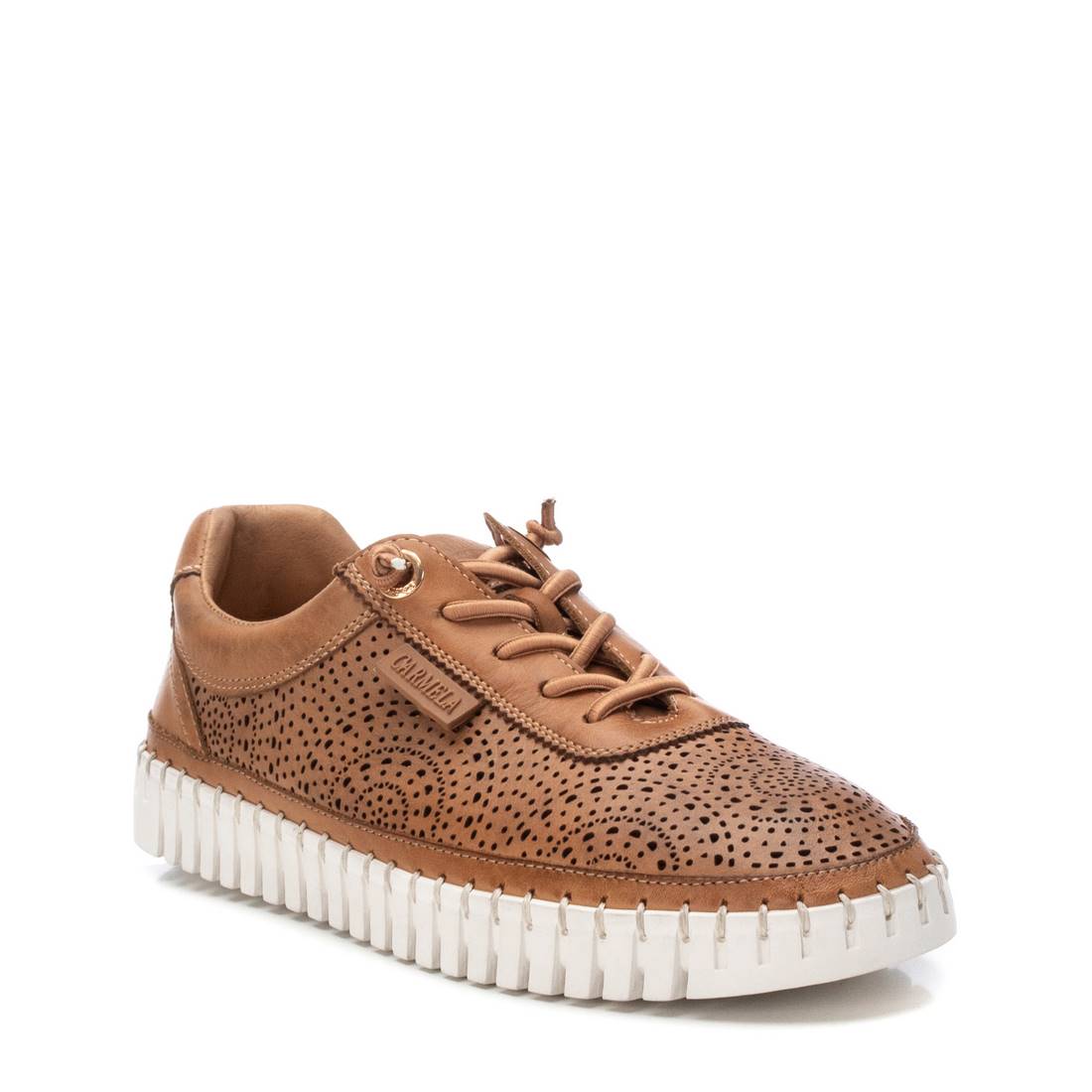 Carmela 16232704 chaussures lacées camel cuir ajouré