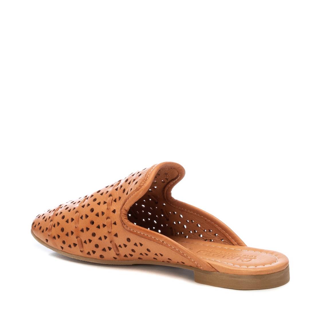 Carmela 16158502 sabot cuir marron ajouré plat