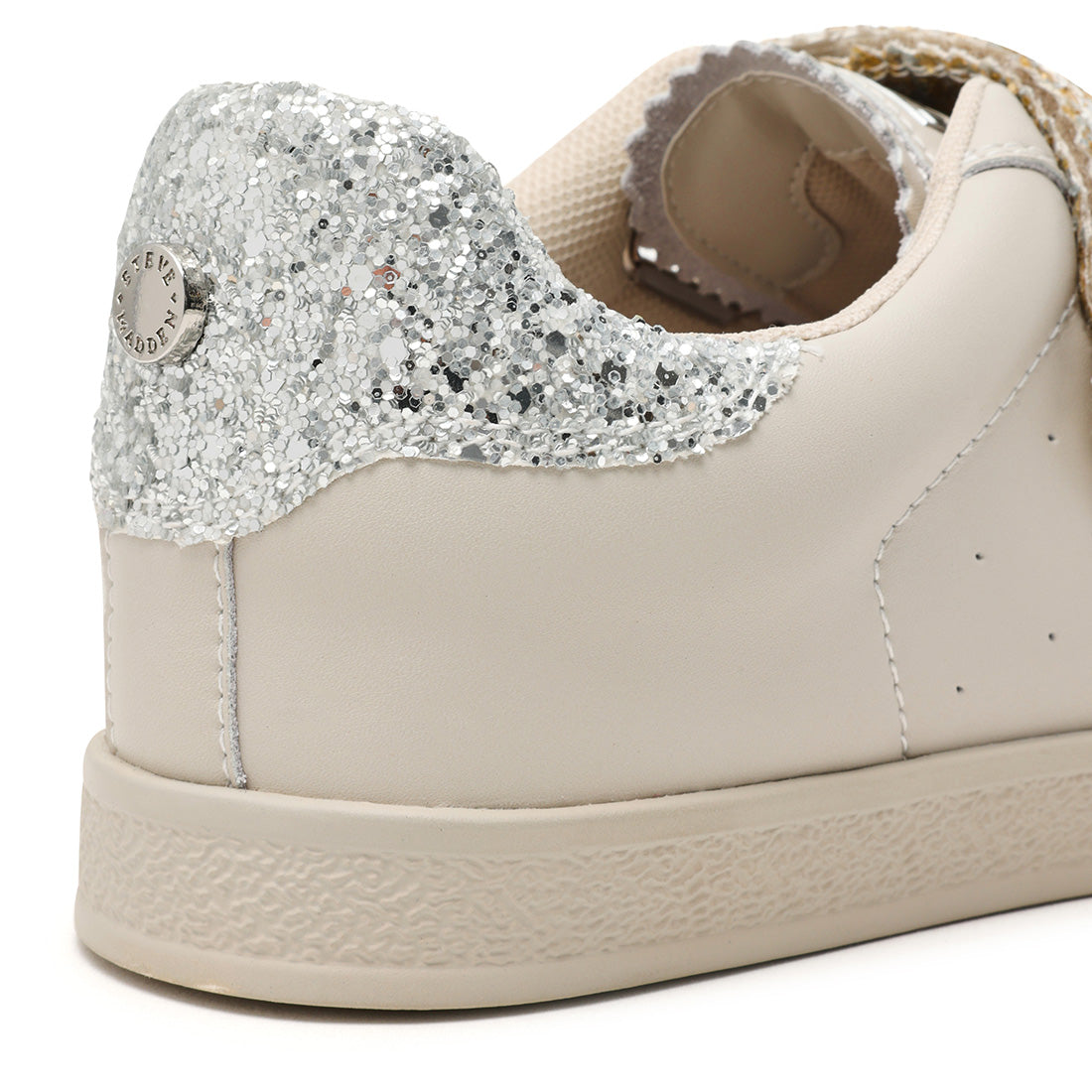 Steve Madden Daybreak baskets bone gold scratch