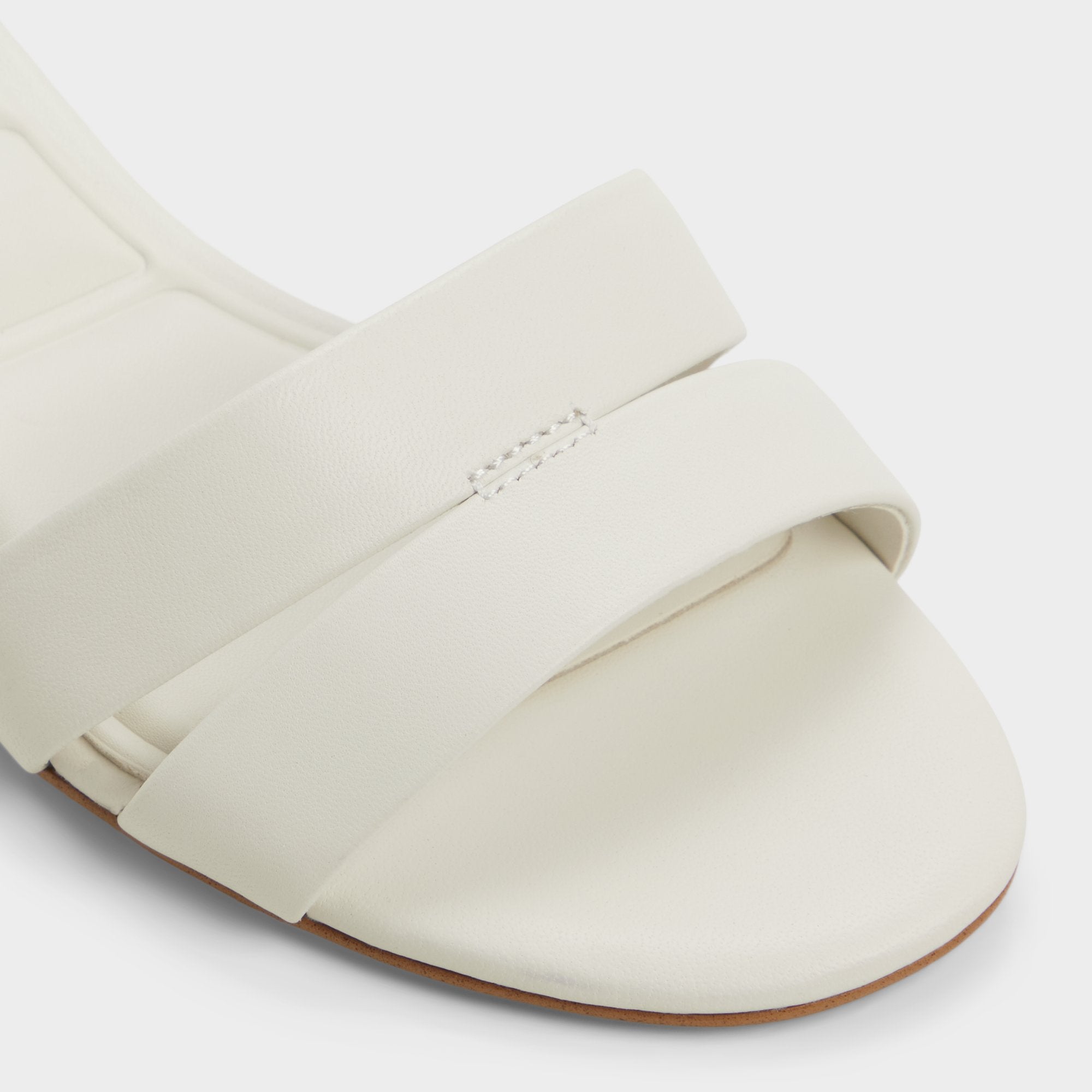 ALDO Scarletta mules cuir talon kitten