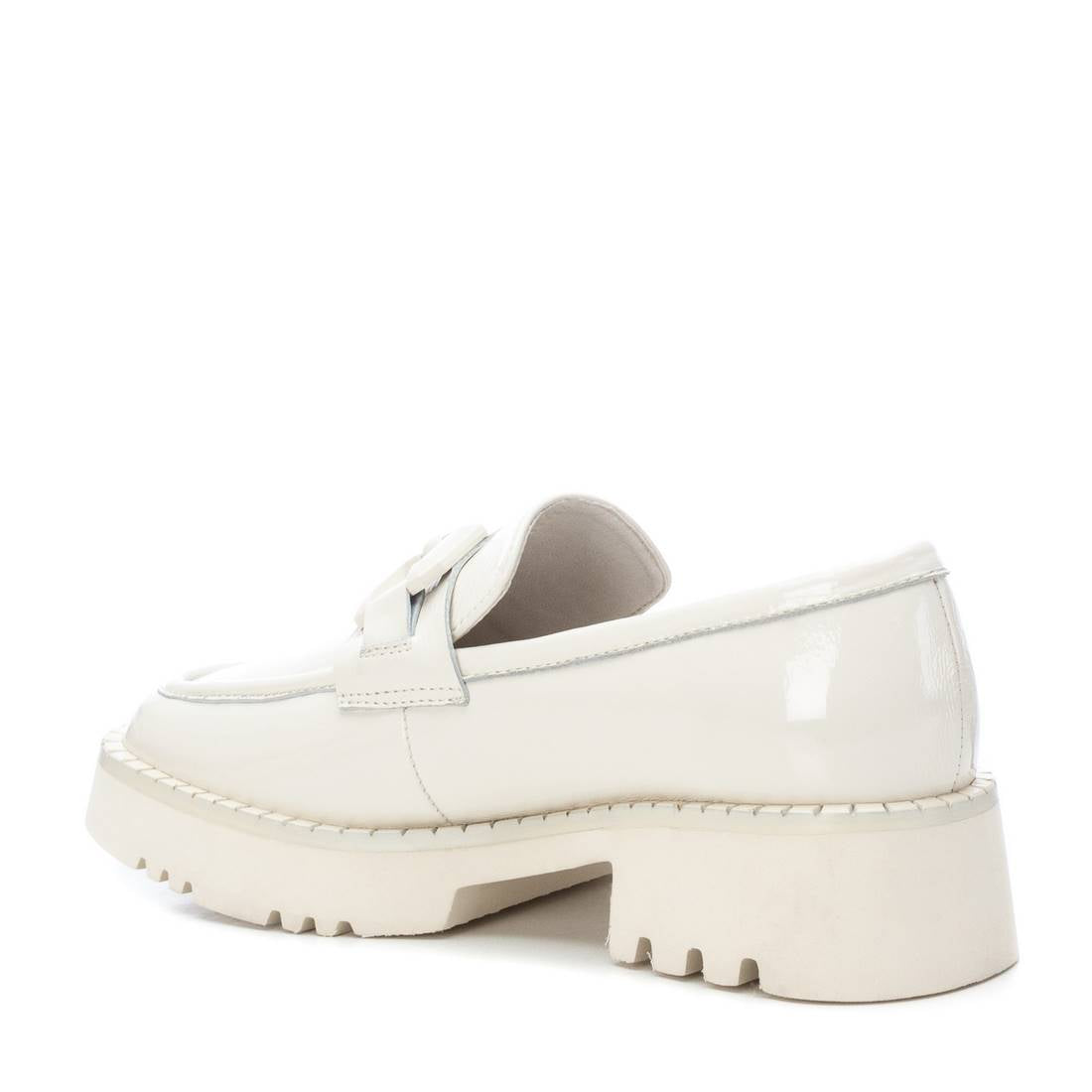 Carmela 16112402 mocassin cuir blanc verni
