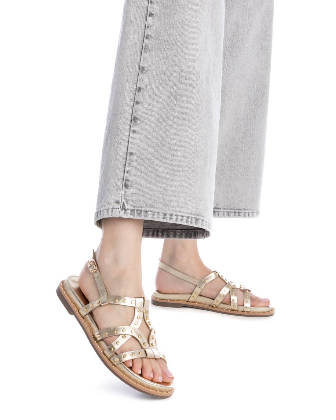 Carmela 16239202 sandales doré cuir cloutées plates