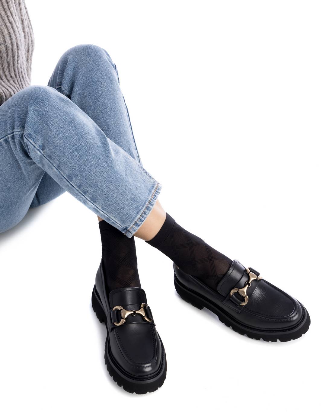 Carmela 16187201 mocassin femme cuir noir chaîne