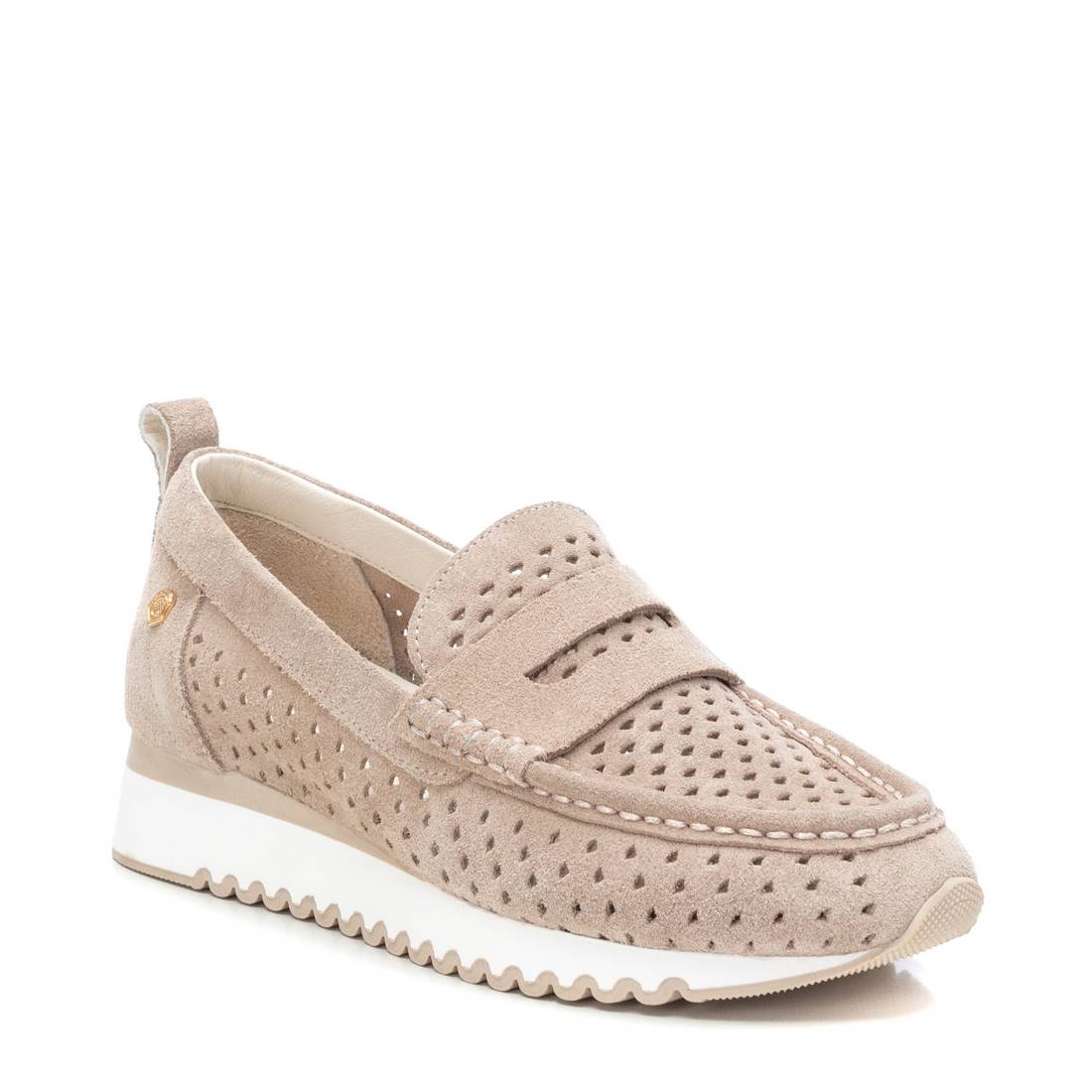 Carmela 16134602 mocassins femme blanc daim perforé